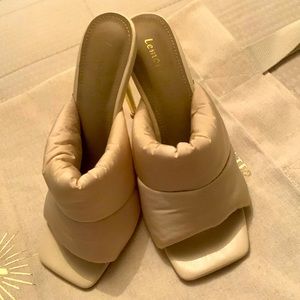 Nice high heels sandals !